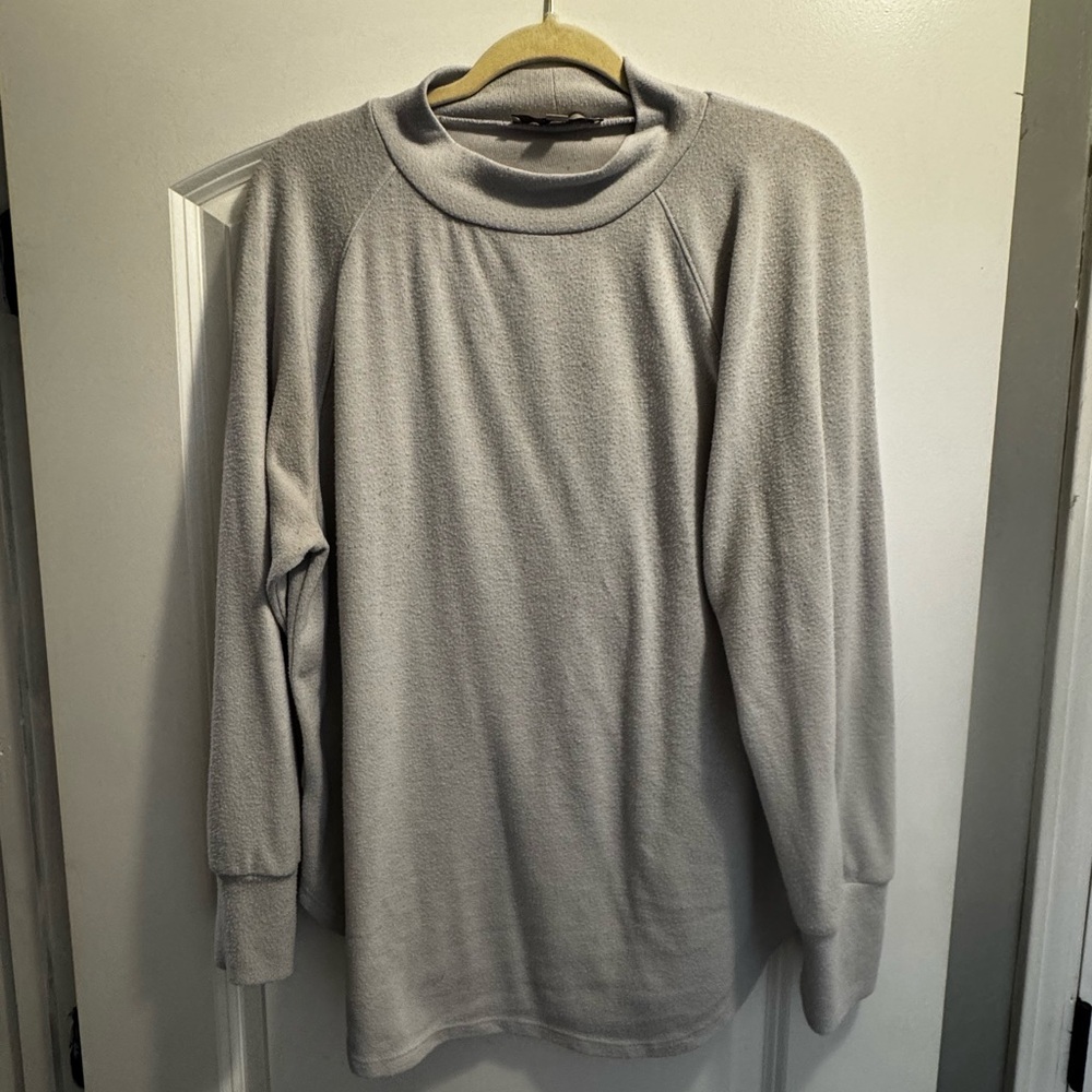 LOFT Light Gray Knit Top